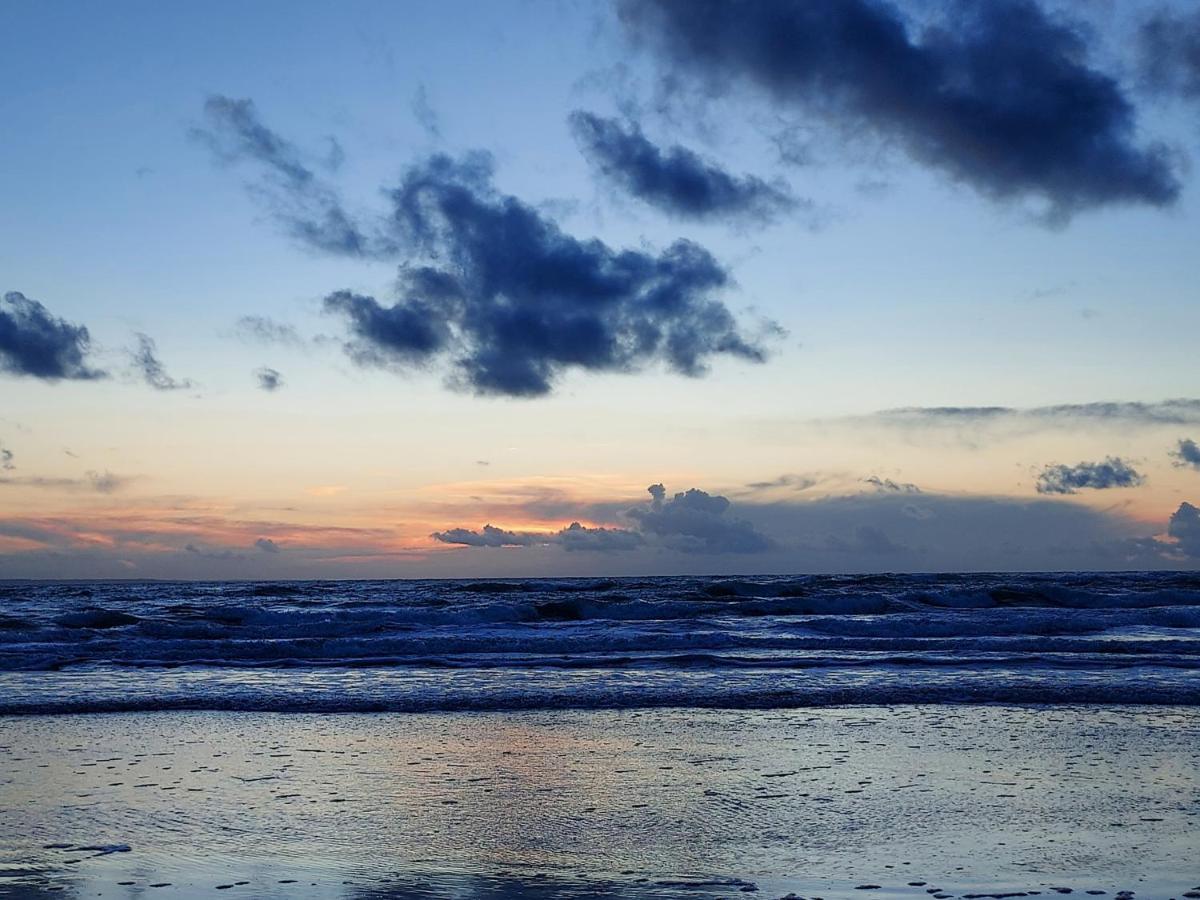 Chez Marie Et Philippe - 1Km De La Plage Les Moitiers-d'Allonne Екстер'єр фото
